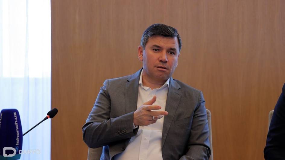 Uzbekistan reaffirms soum-only payments, expands cashless transactions